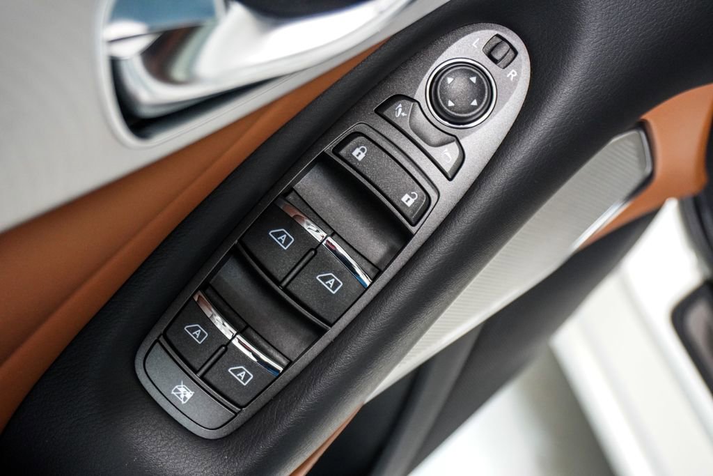 Used 2023 INFINITI Q50 Luxe w/ Cargo Package RWD image 21