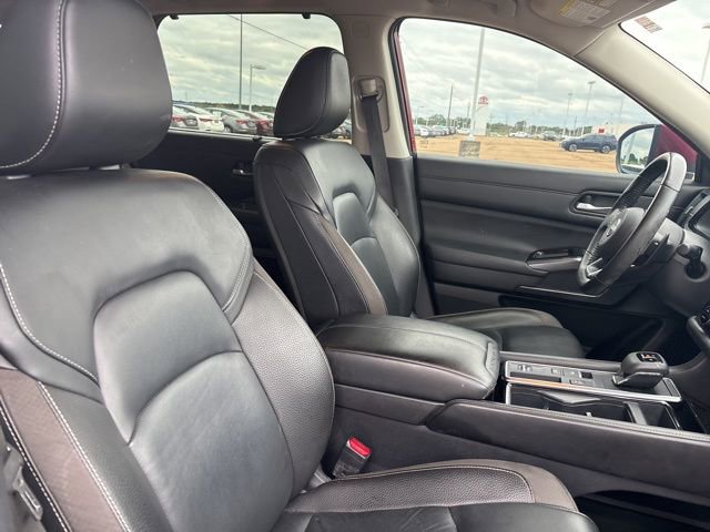 Used 2023 Nissan Pathfinder SL w/ SL Premium Package image 21