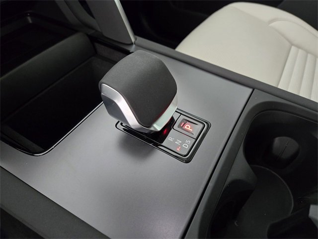 New 2025 Land Rover Discovery Sport S image 23