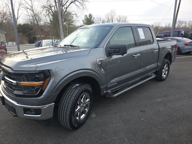 Used 2024 Ford F150 XLT w/ Mobile Office Package image 17