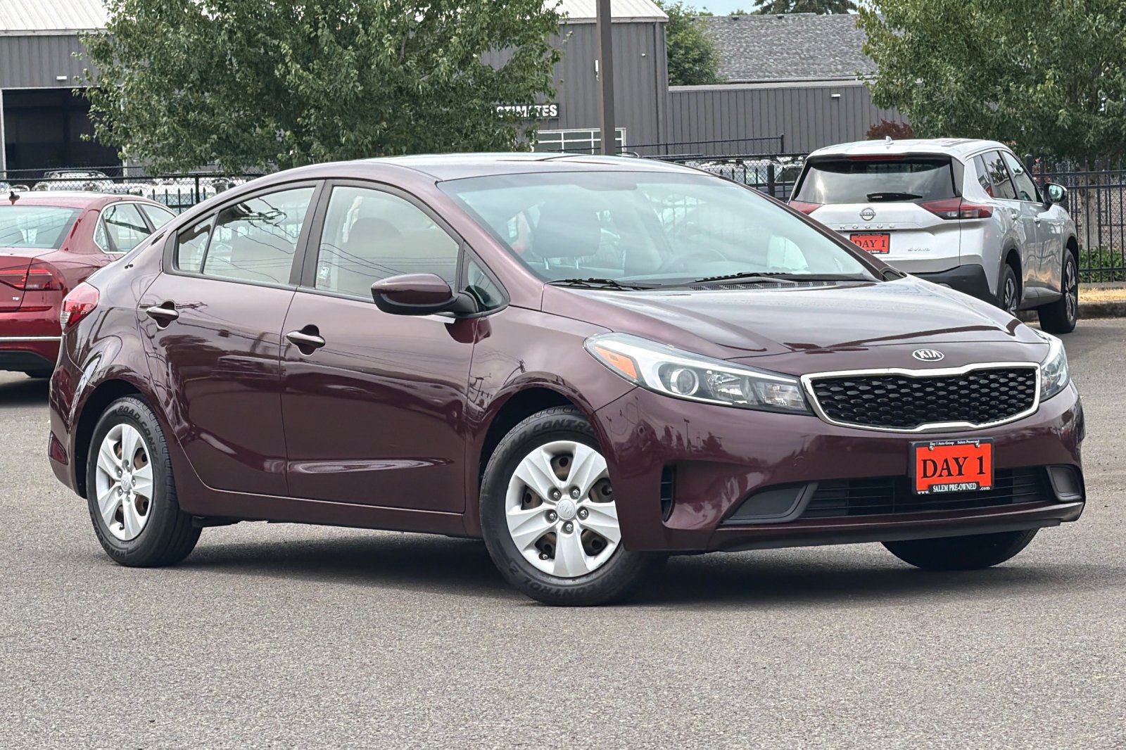 Used 2018 Kia Forte LX FWD image 2