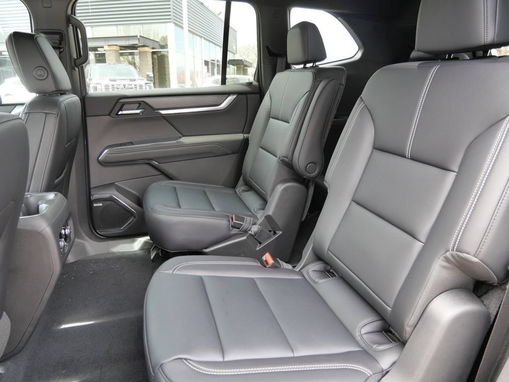 New 2026 GMC Acadia Elevation w/ Black Edition AWD/4WD image 39