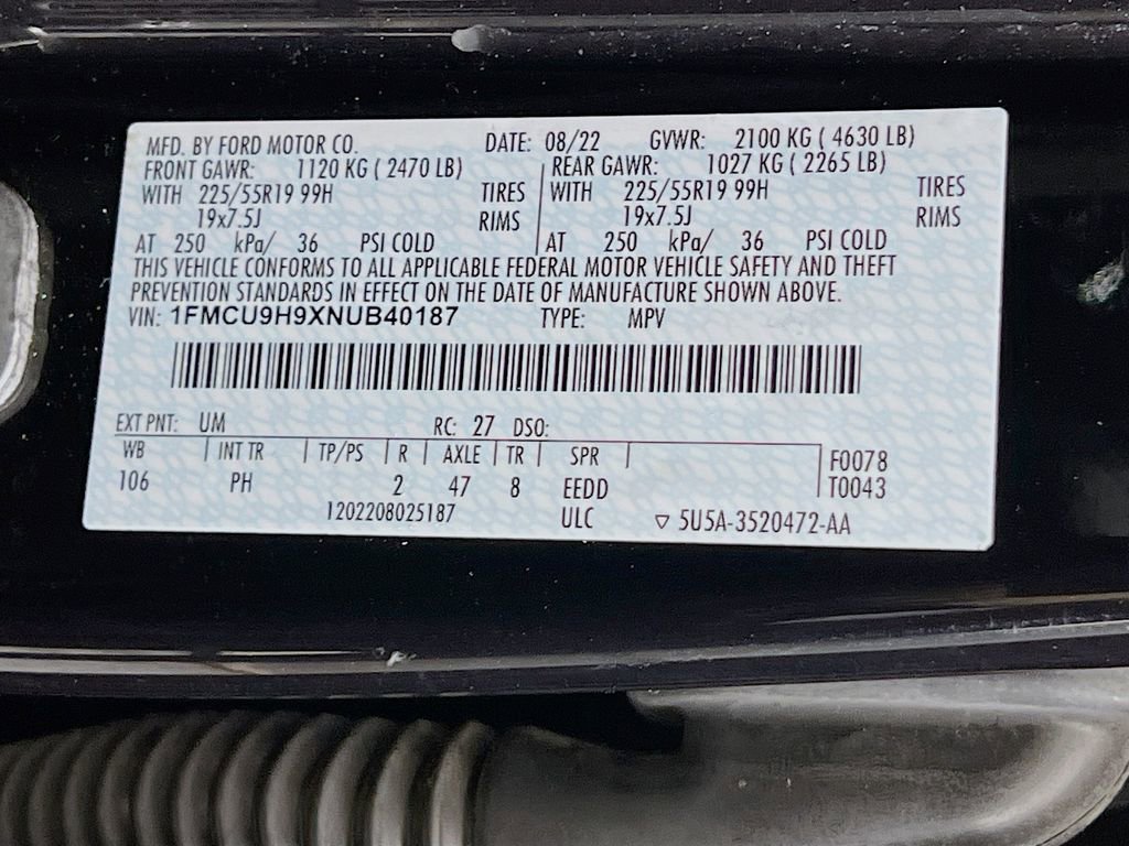 Used 2022 Ford Escape SEL w/ SEL Stealth AWD Package image 38