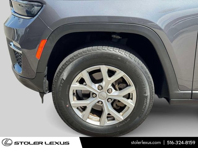 Used 2023 Jeep Grand Cherokee Limited AWD/4WD image 16
