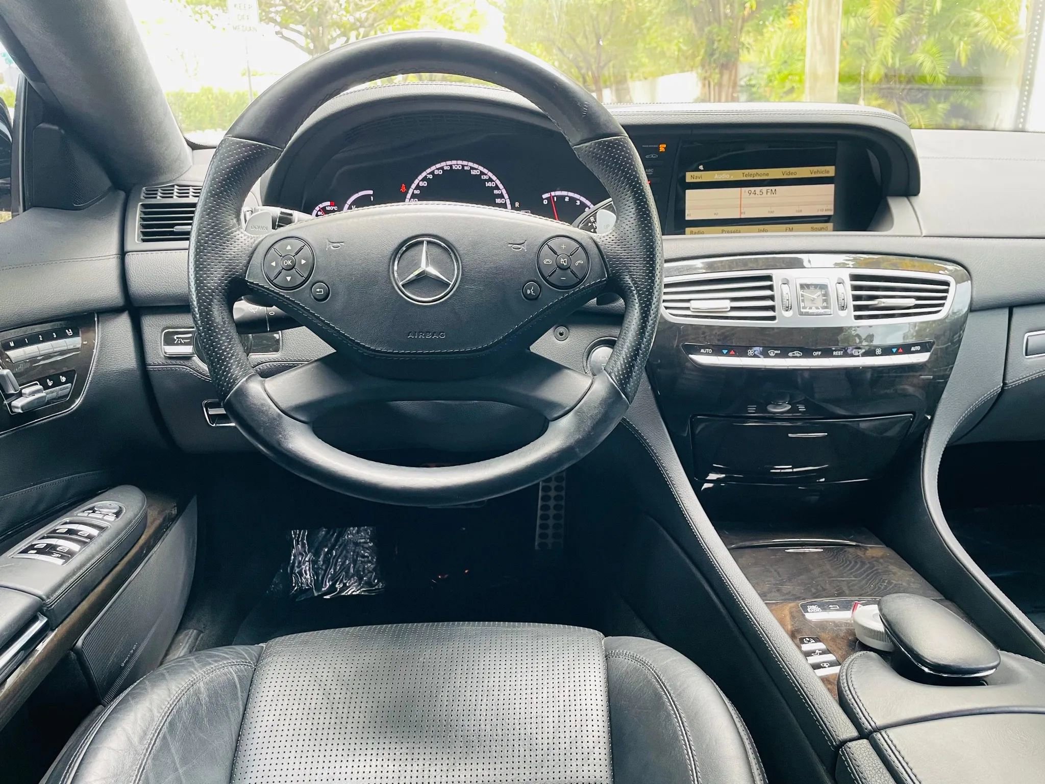 Used 2012 Mercedes-Benz CL 63 AMG image 11