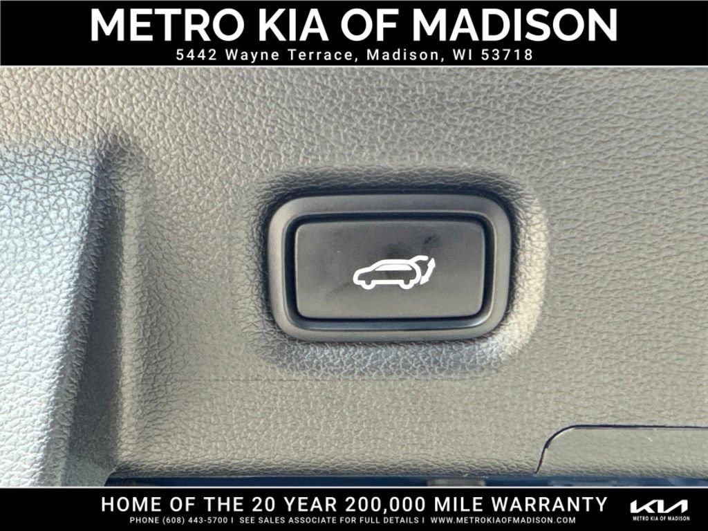 Used 2023 Hyundai Santa Fe SEL w/ Premium Package AWD/4WD image 34