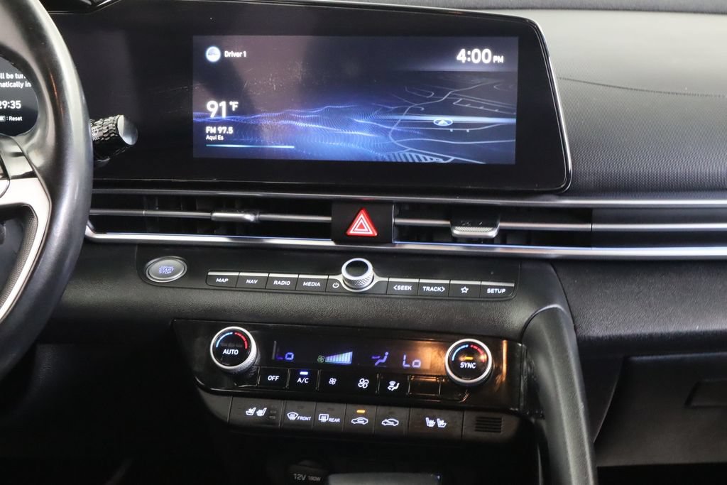 Used 2021 Hyundai Elantra Limited FWD image 28