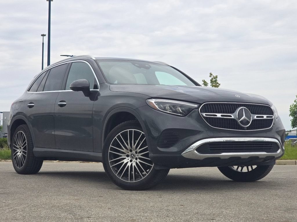 Certified 2026 Mercedes-Benz GLC 300 4MATIC image 1