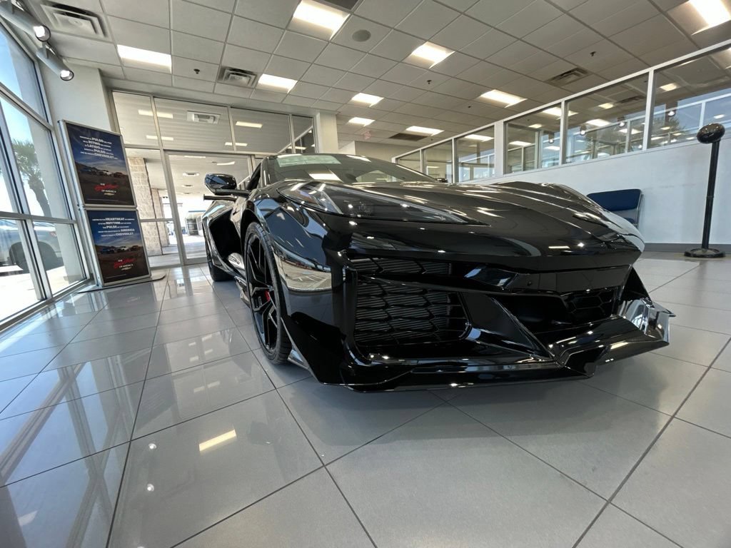 New 2027 Chevrolet Corvette Z06 RWD image 17