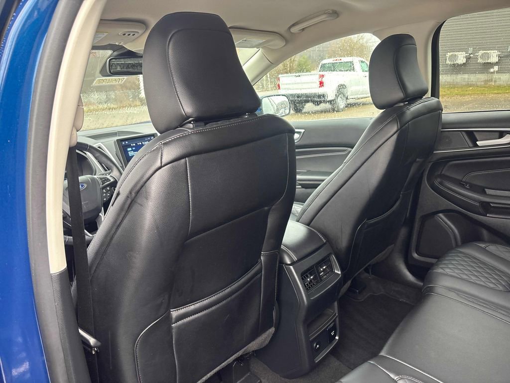 Used 2024 Ford Edge Titanium image 22