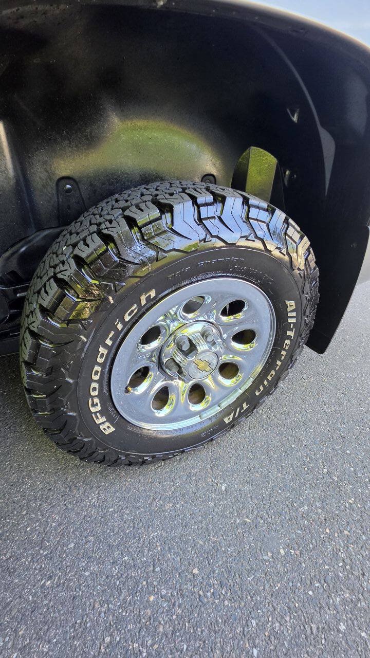Used 2008 Chevrolet Avalanche LT AWD/4WD image 11