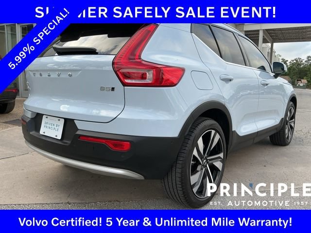 Certified 2024 Volvo XC40 B5 Ultimate w/ Climate Package AWD/4WD image 11