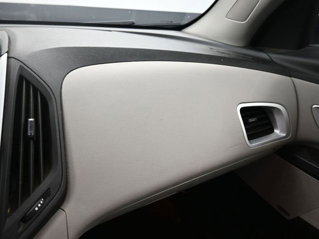 Used 2017 Chevrolet Equinox Premier w/ Enhanced Convenience Package FWD image 12