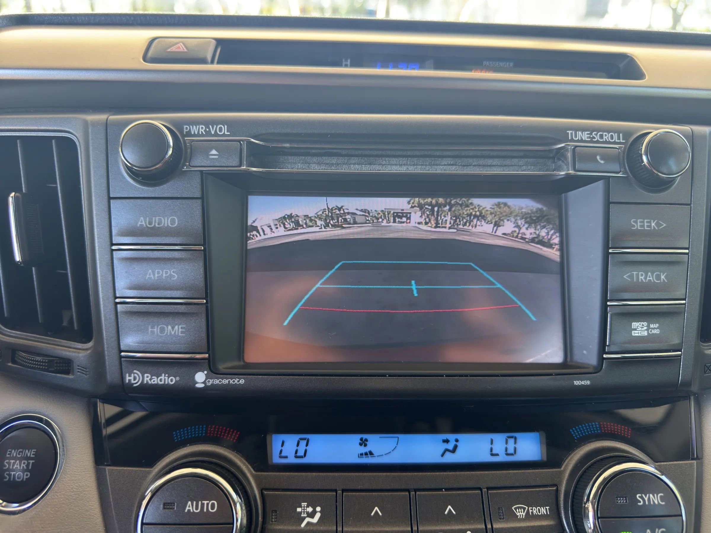 Used 2015 Toyota RAV4 Limited FWD image 34