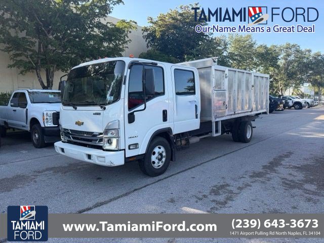 Used 2024 Chevrolet Low Cab Forward RWD image 1