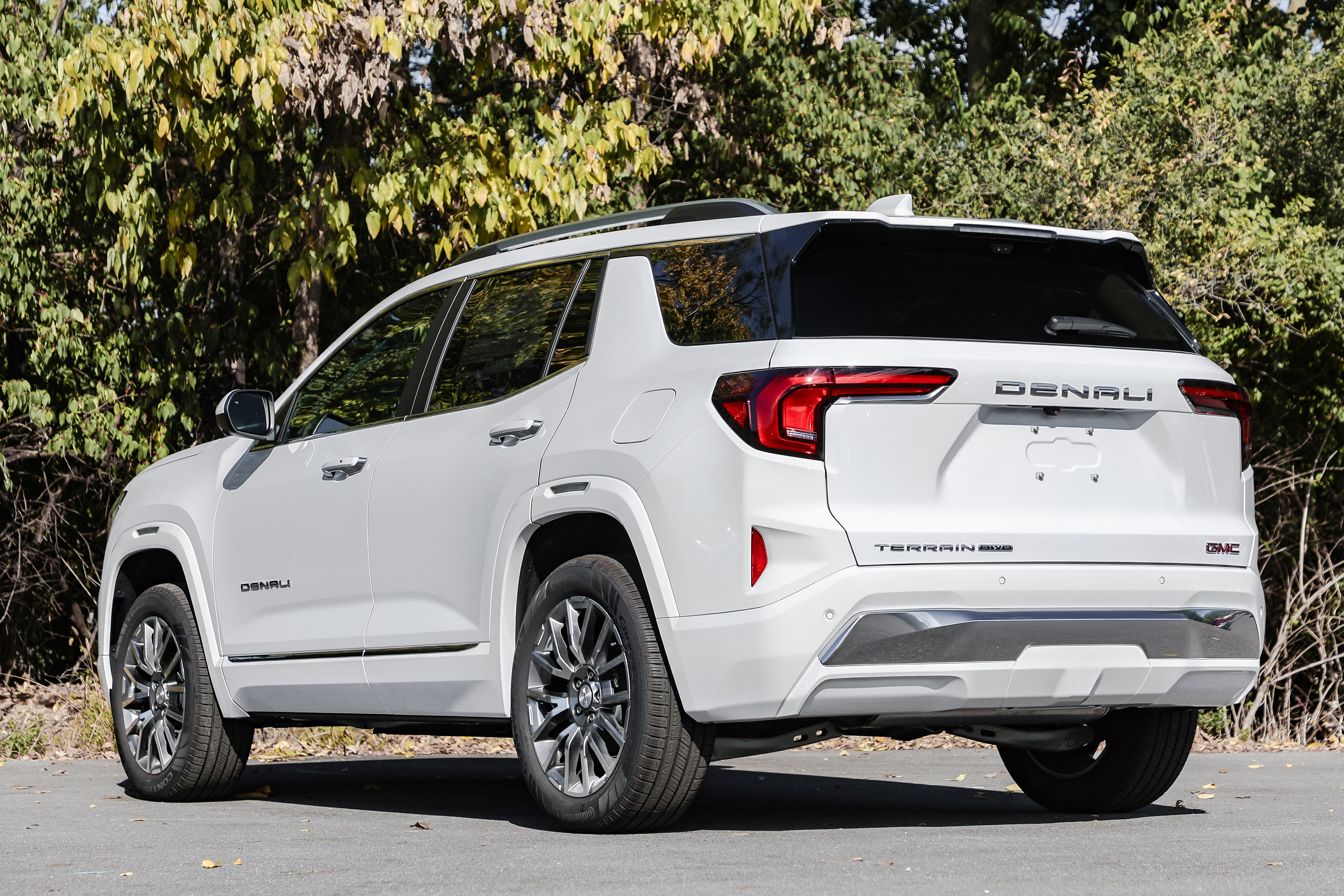 New 2026 GMC Terrain Denali image 6
