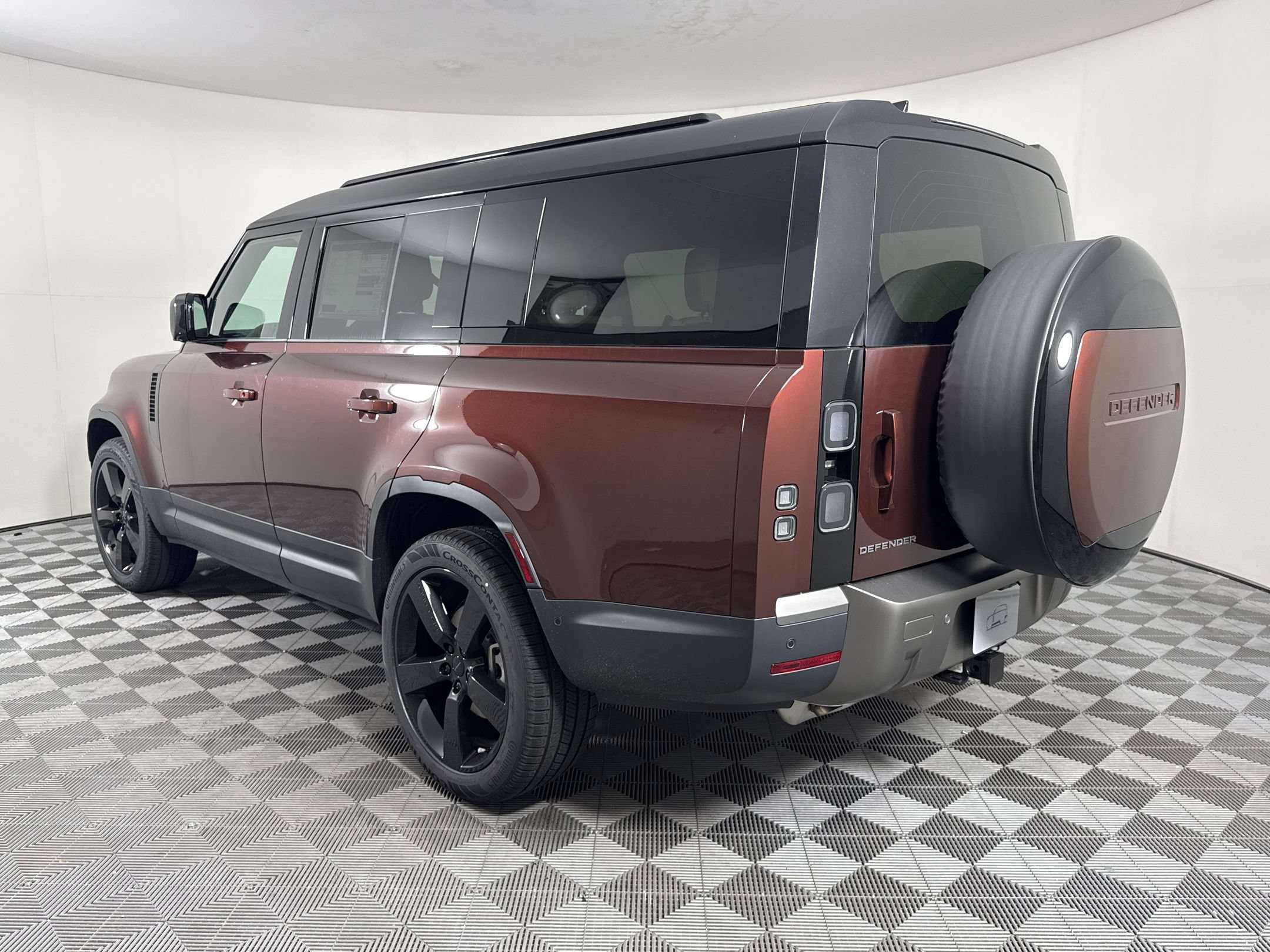 New 2026 Land Rover Defender 130 S AWD/4WD image 3
