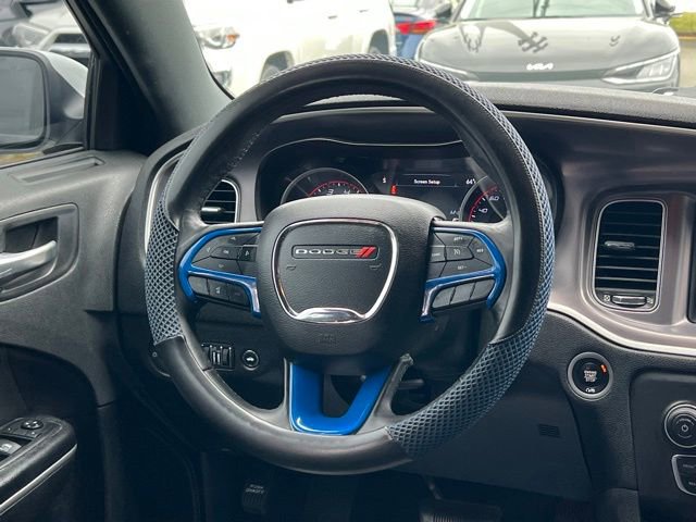 Used 2019 Dodge Charger SXT RWD image 16