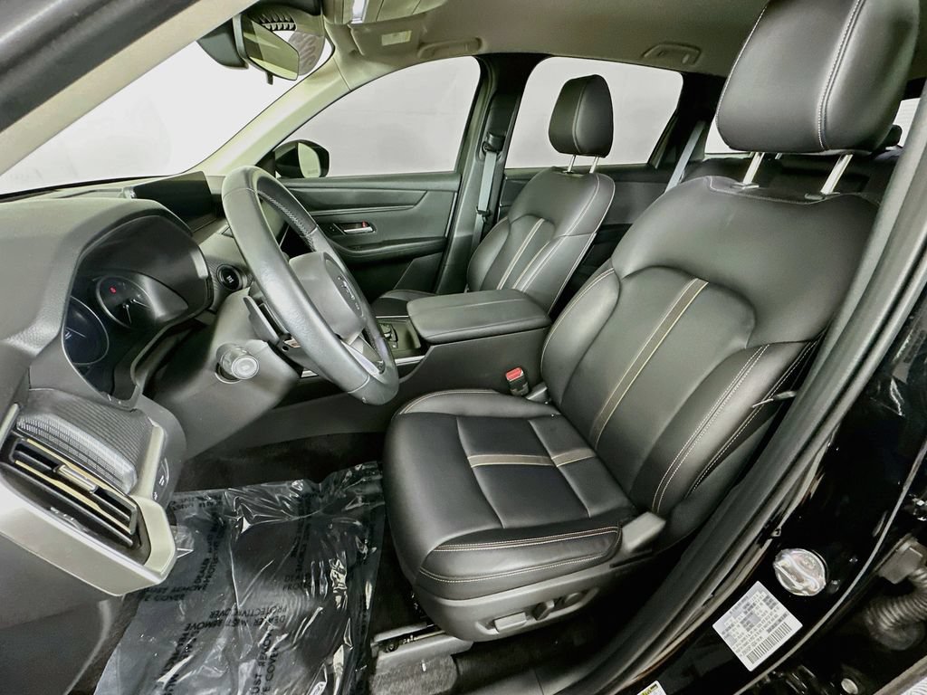 Used 2024 MAZDA CX-90 3.3 Turbo w/ Select Package AWD/4WD image 28
