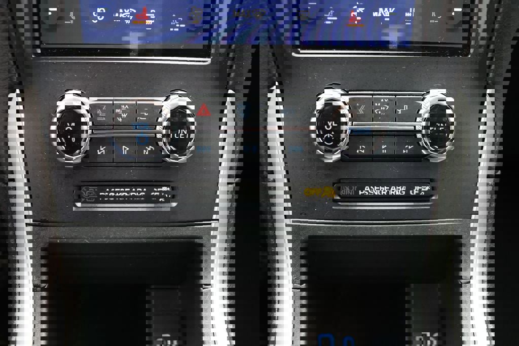 Used 2024 Ford Edge SEL image 24