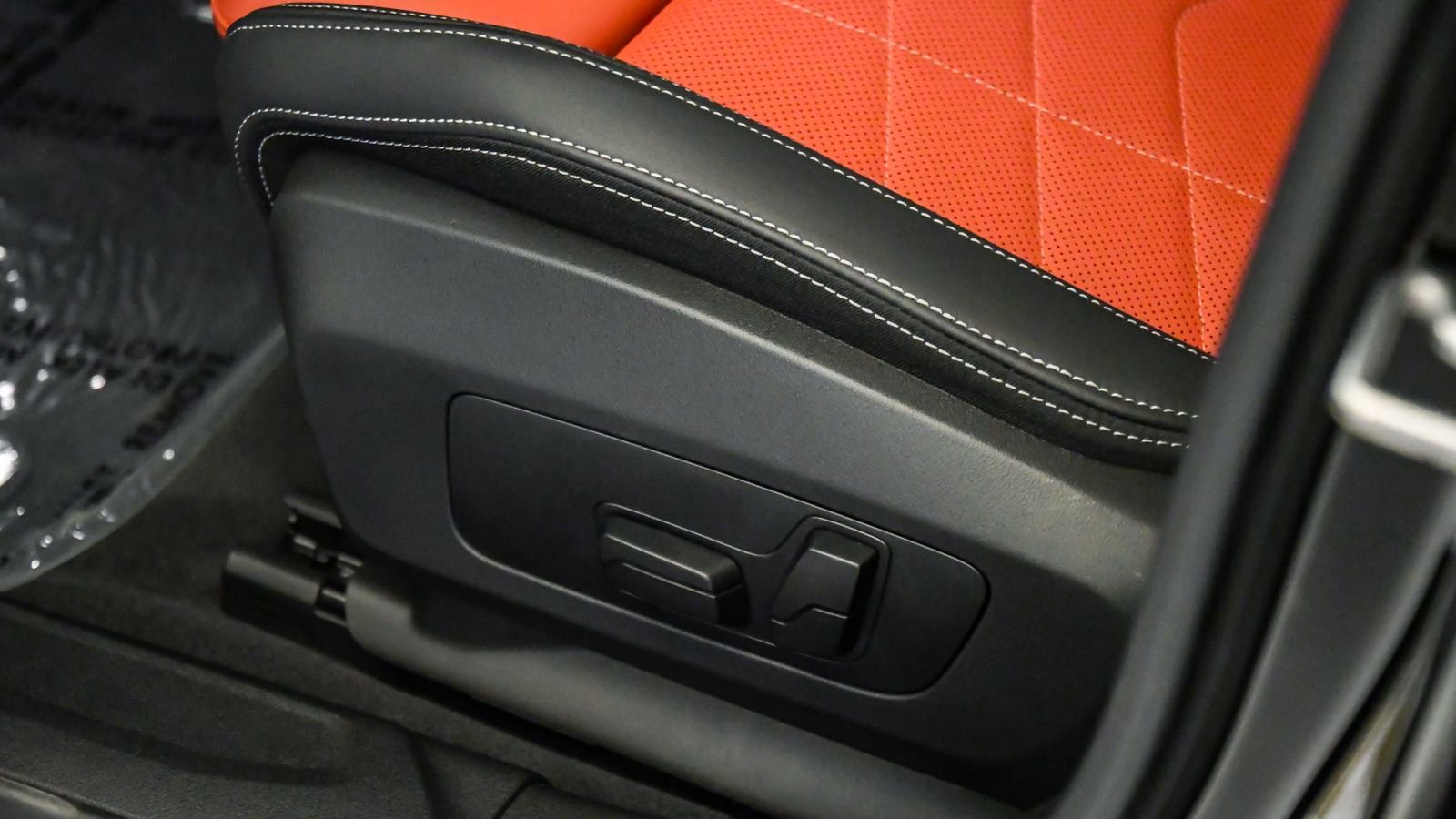 Used 2026 BMW 228i w/ Technology Package FWD image 23