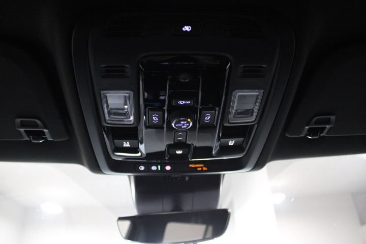 New 2026 GMC Yukon Denali w/ Denali Reserve Package AWD/4WD image 44