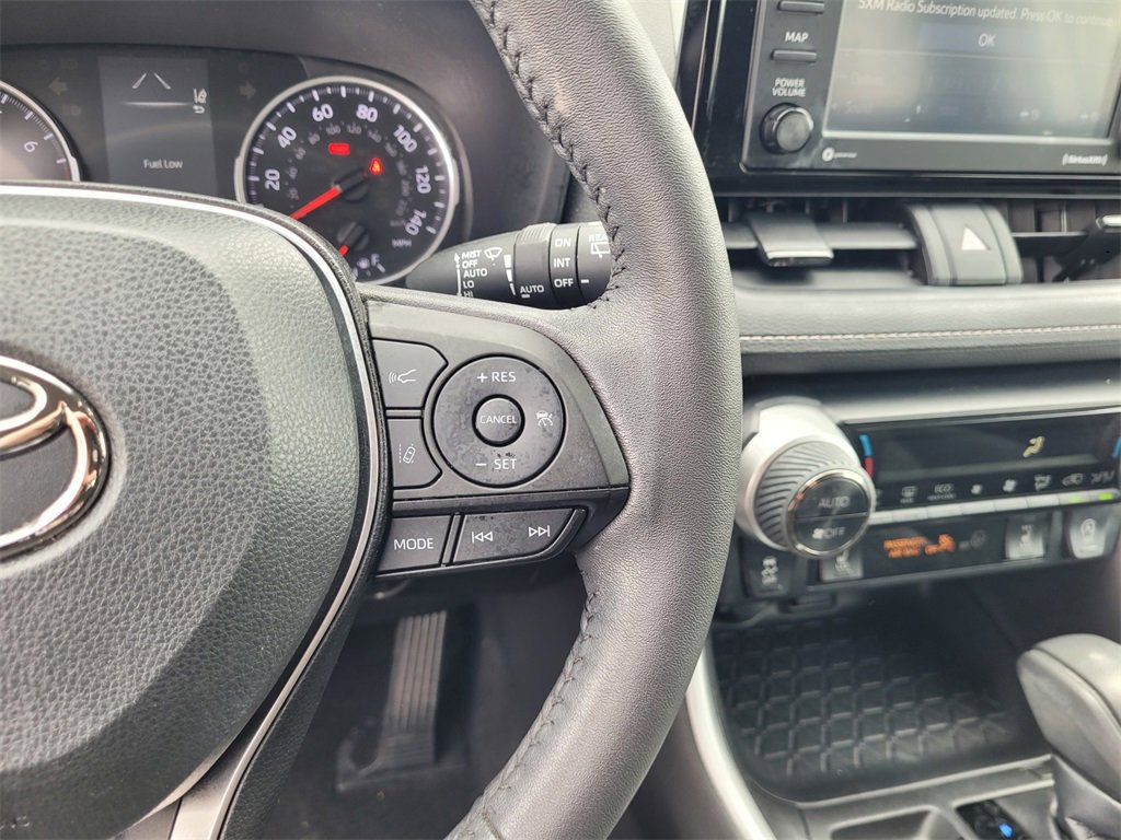 Used 2022 Toyota RAV4 XLE image 12