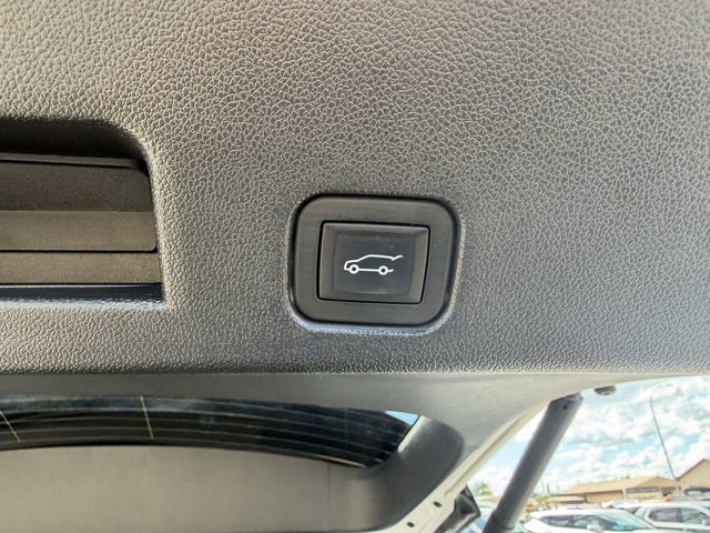 Used 2024 Chevrolet Traverse Z71 w/ LPO, Floor Liner Package AWD/4WD image 20