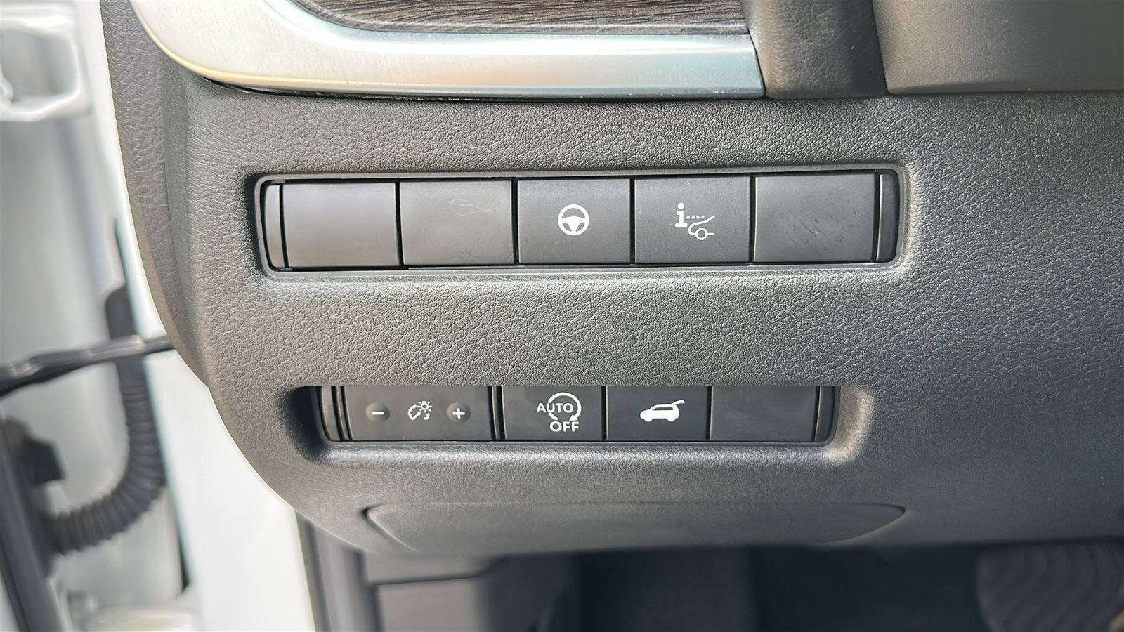 Certified 2024 Nissan Rogue Platinum w/ Platinum Premium Package image 14