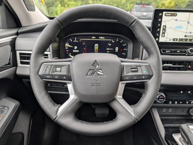 New 2026 Mitsubishi Outlander SE AWD/4WD image 8