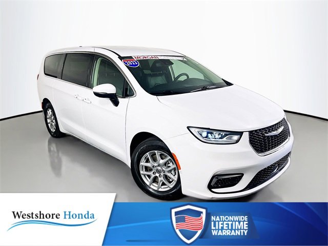 Used 2023 Chrysler Pacifica Touring-L
