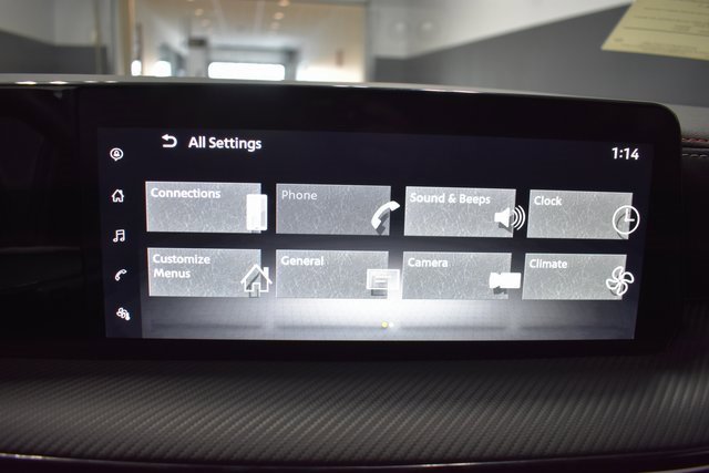 Certified 2025 Nissan Kicks SR image 21