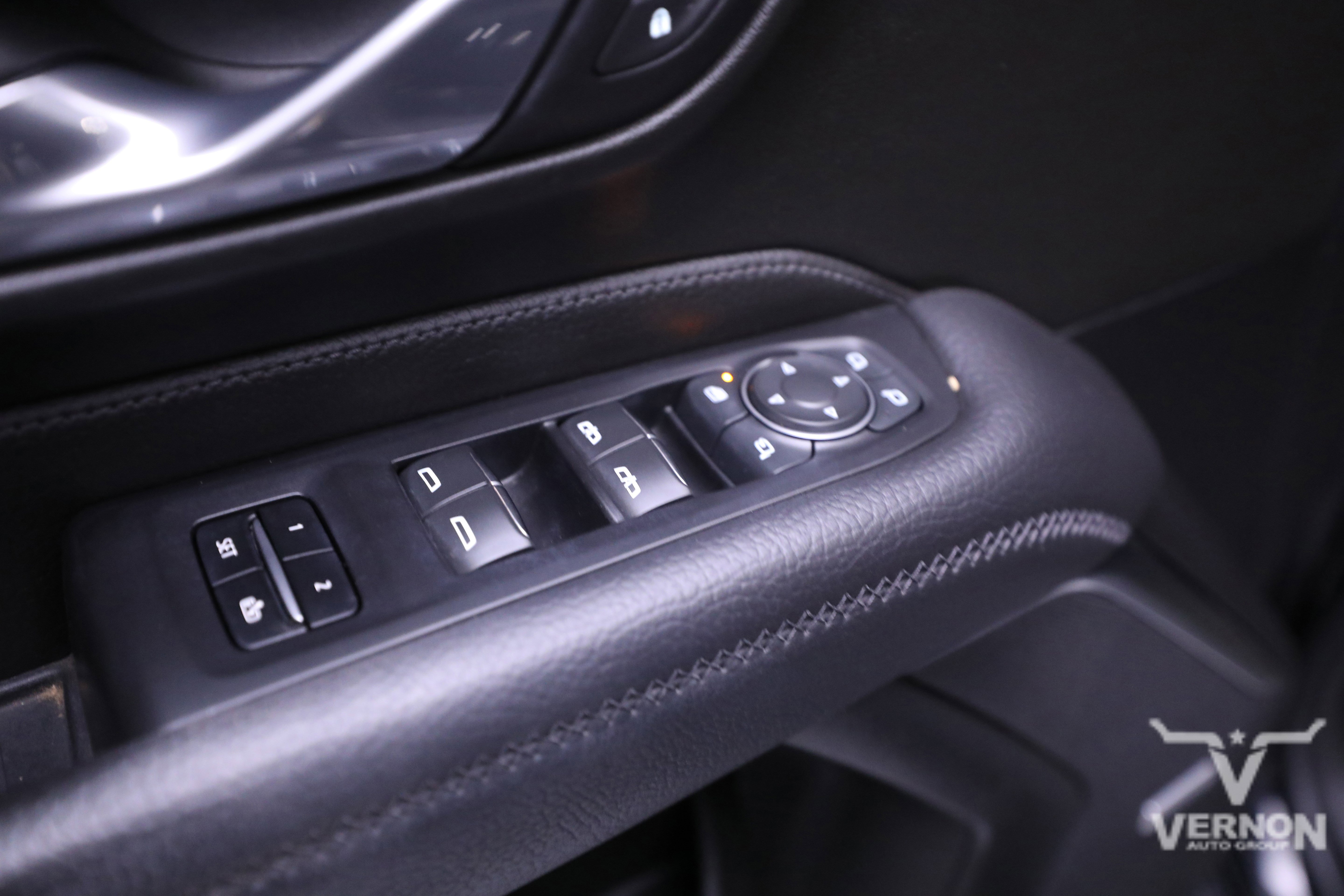 Used 2024 GMC Yukon Denali w/ Advanced Technology Package image 20