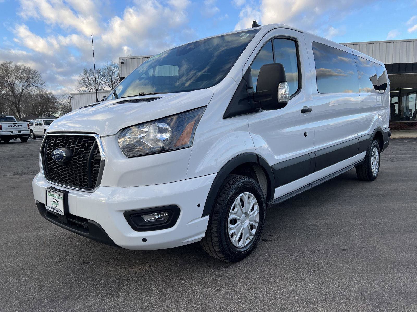 Used 2024 Ford Transit 350 XLT RWD image 11
