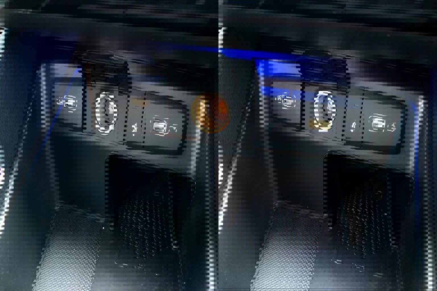 Used 2022 Hyundai Santa Cruz Limited image 28