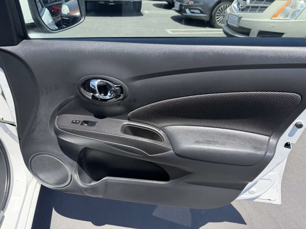 Used 2017 Nissan Versa SV FWD image 13