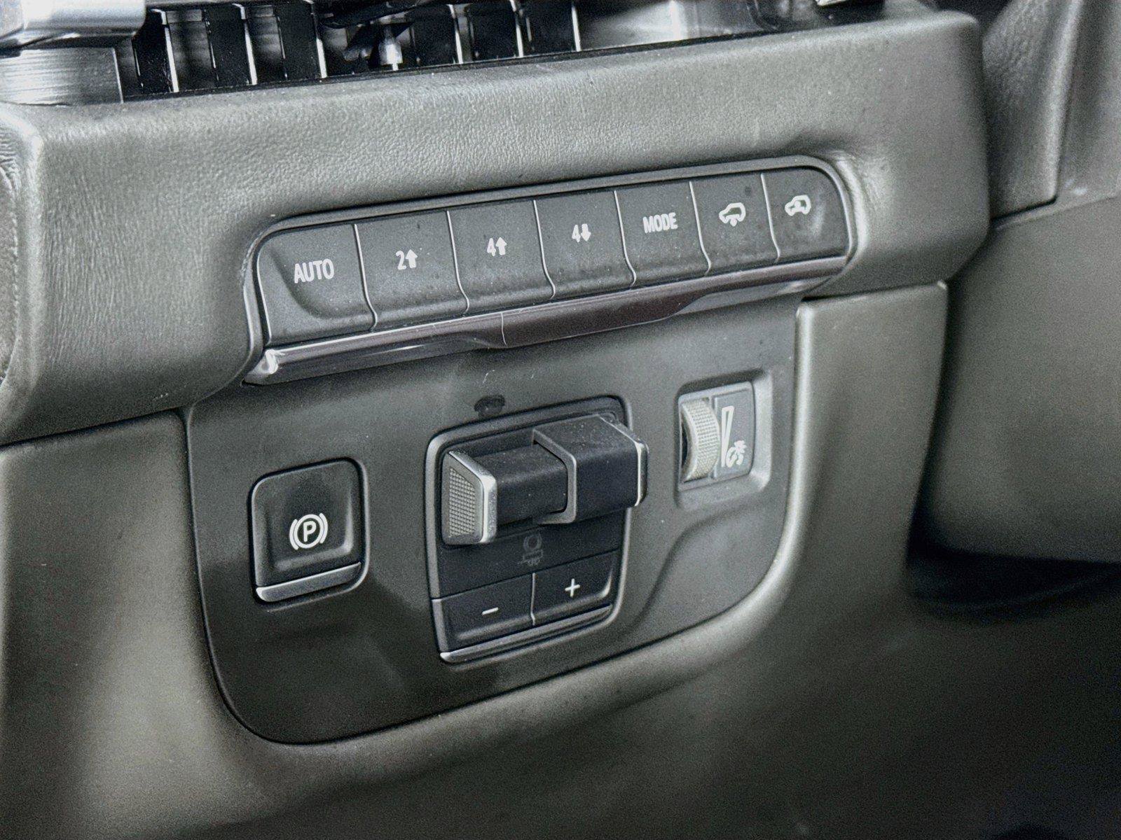 Used 2025 Cadillac Escalade Sport Platinum AWD/4WD image 31