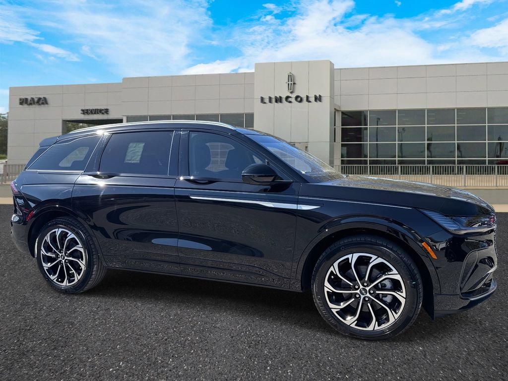 New 2026 Lincoln Nautilus Reserve image 1