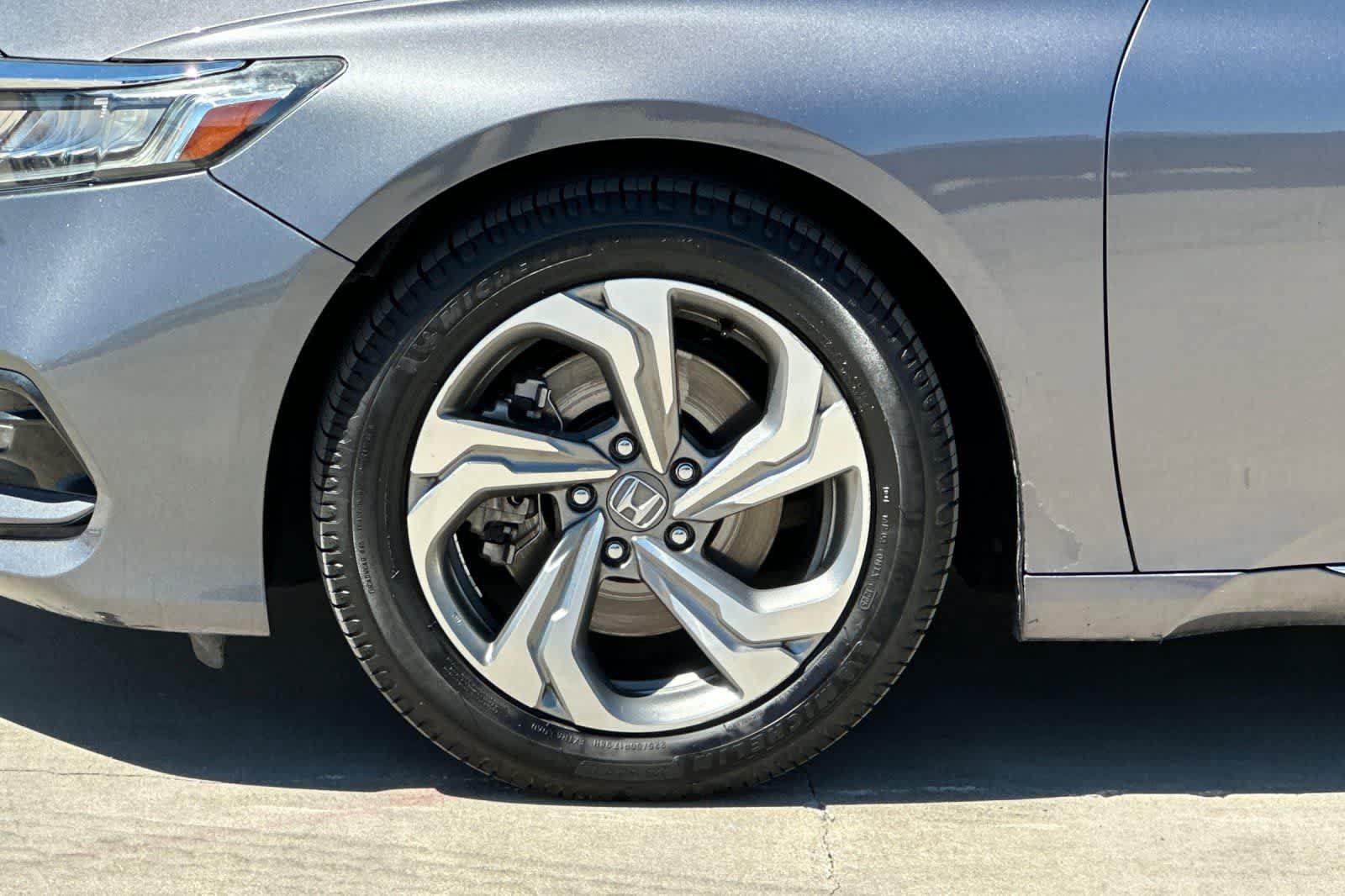 Used 2018 Honda Accord EX-L image 34
