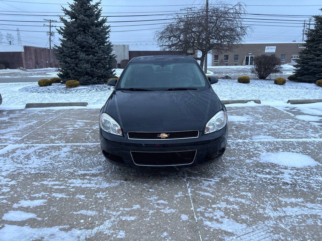 Used 2014 Chevrolet Impala LTZ FWD image 2