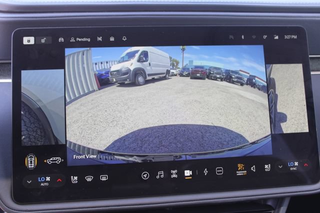 Used 2025 Rivian R1S Adventure AWD/4WD image 29