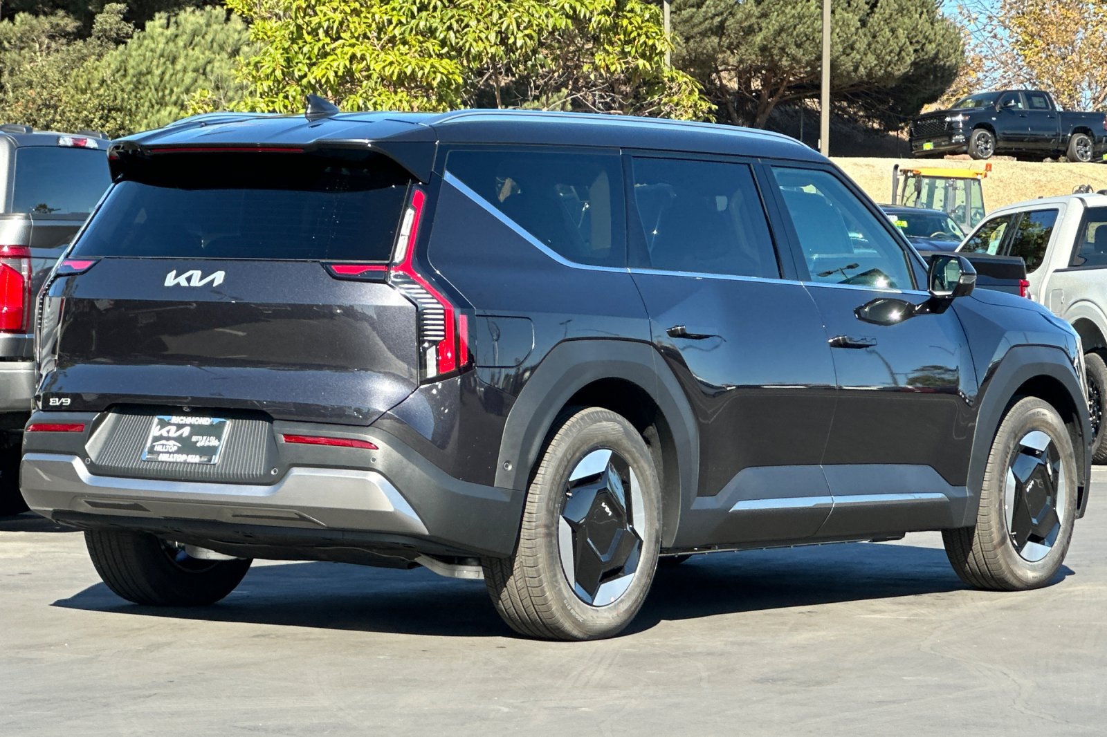 New 2026 Kia EV9 Wind AWD/4WD image 4