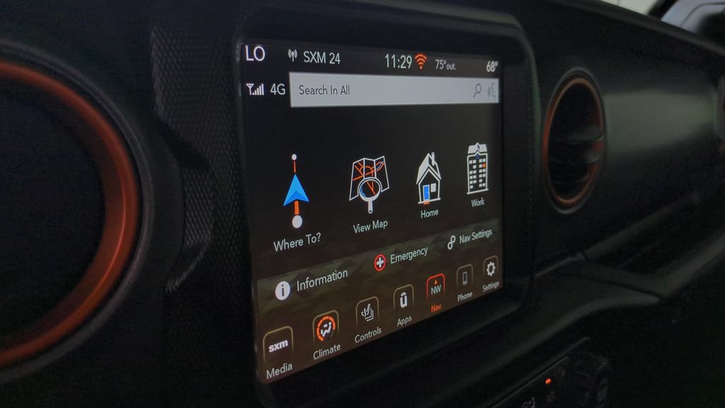Used 2023 Jeep Gladiator Mojave w/ LED Lighting Group AWD/4WD image 17