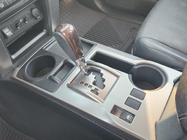 Used 2016 Toyota 4Runner Limited RWD image 16