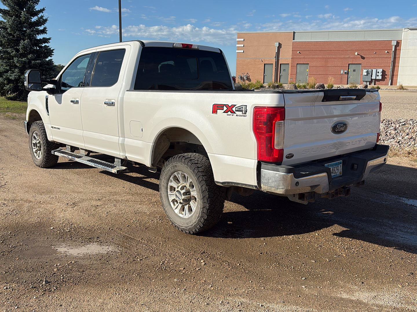Used 2019 Ford F350 Lariat w/ Chrome Package AWD/4WD image 3