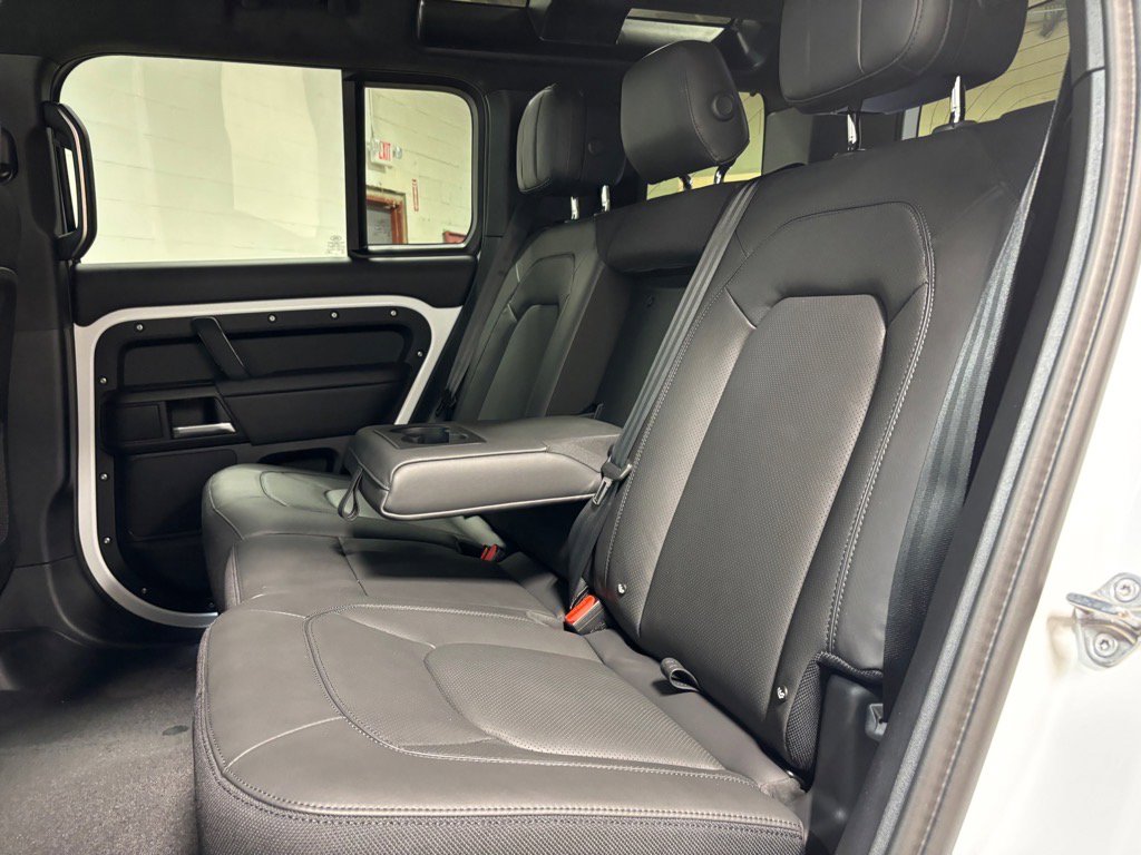 New 2025 Land Rover Defender 110 V8 image 26