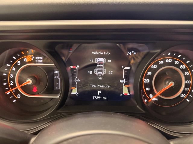 Used 2024 Jeep Wrangler Unlimited Sahara w/ Dual Top Group AWD/4WD image 25