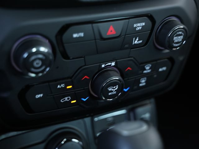 Used 2022 Jeep Renegade Sport AWD/4WD image 39