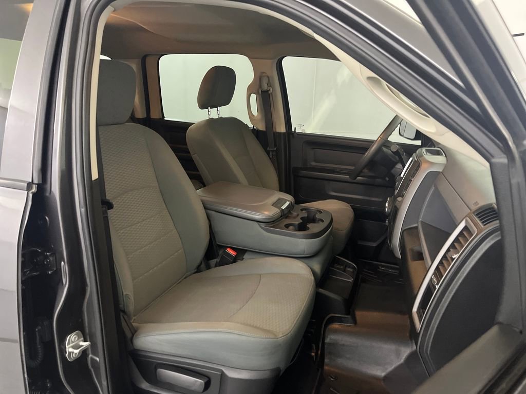 Used 2018 RAM 2500 Tradesman w/ Chrome Appearance Group image 20