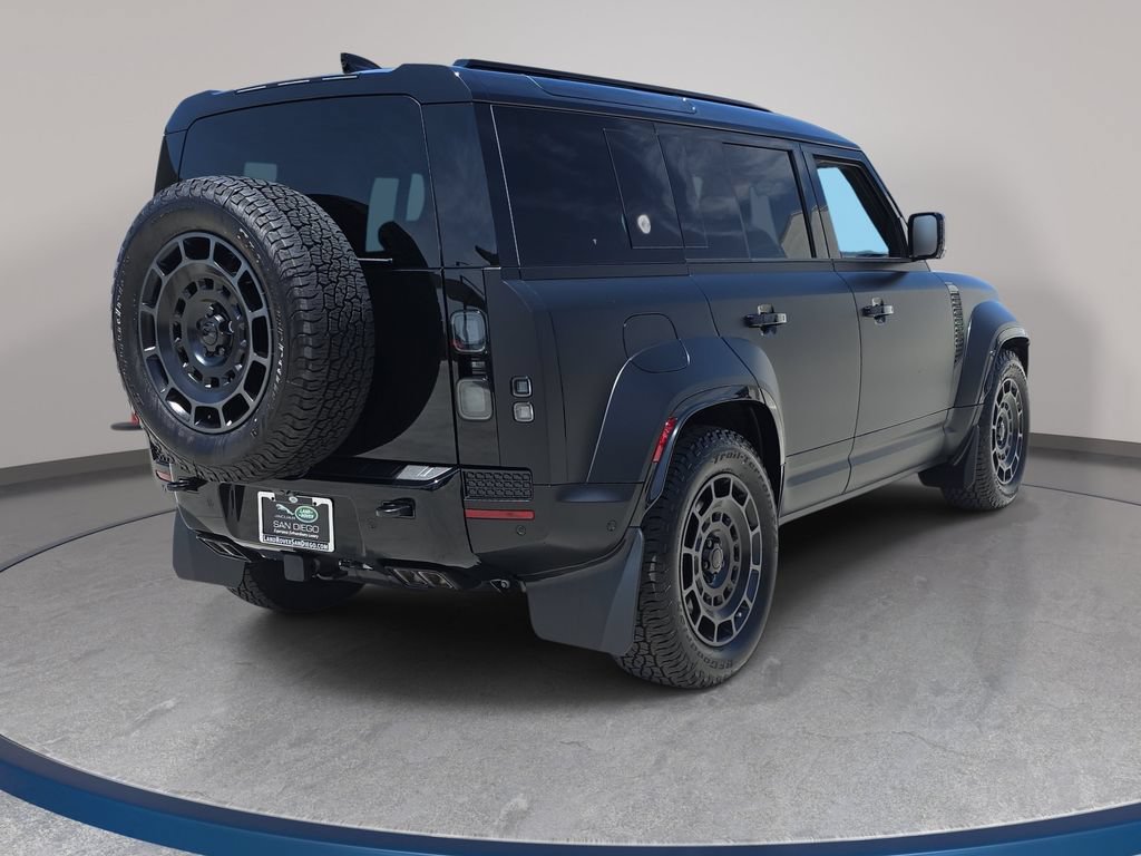 New 2026 Land Rover Defender 110 OCTA AWD/4WD image 5